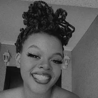 Cleo_Rae's Profile Pic