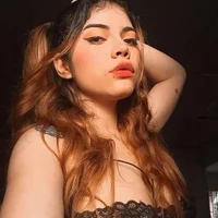 Sophiequeen12's Profile Pic