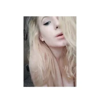 BlondeLucia 的个人资料图片