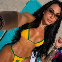THAYLACOLINGBRASIL webcam