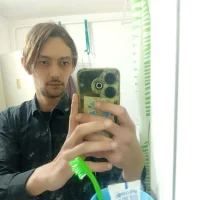 preetydicky's Avatar Pic