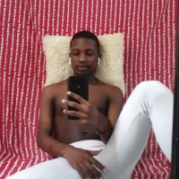 robkenian Poză de profil