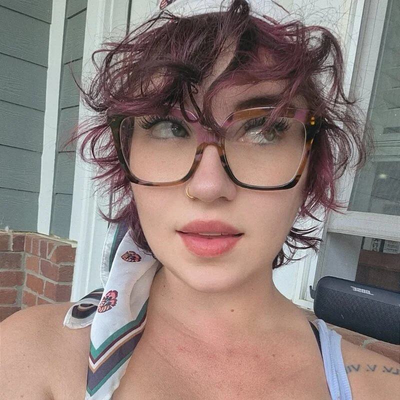 hannahlovely97 profile photo