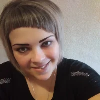 Netty_Lorrie Φωτ, Προφίλ