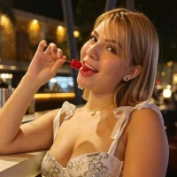 alessia_dolce Adlı Modelin Avatarı
