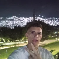 whiteTemptation23's Avatar Pic