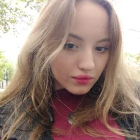 arianalars's Profile Pic