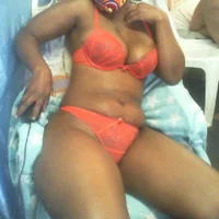 curveyslut92's Profile Pic