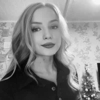 EsmaFinch's Profile Pic