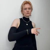 GuinevereBarris 的个人资料图片