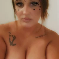 sinfullover37 Φωτ, Προφίλ