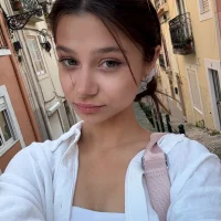 MiaRouxie's Profile Pic