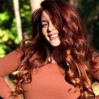 EllieSin's Avatar Pic