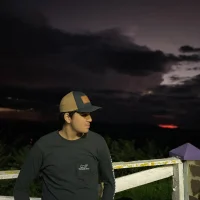 Jr04hot's Profile Pic