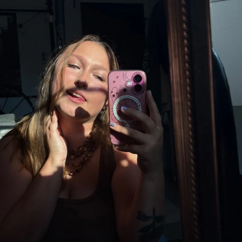 sammi_b12 profile photo