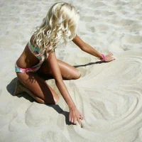 LuxeryWife's Profile Pic