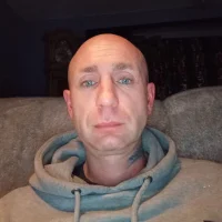 Damian667r's Profile Pic