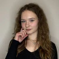 VeliaViars's Profile Pic