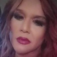 deedeedoll82222's Offline Chat Room