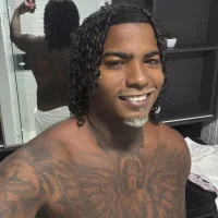 Dud012's Profile Pic