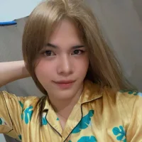 รูปอวาตาร์ของ UrQueenDomCumTS