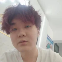 feng21g's Profile Pic