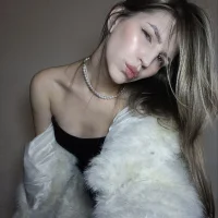 LesleyCharm's Profilna slika