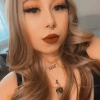 flowerslily's Profile Pic