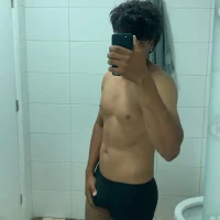 Maximo-10's Profile Pic