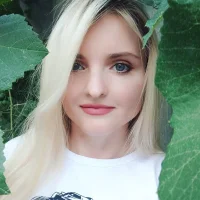 MistikaPearl's Profile Pic