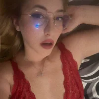 RyonaRyaa model avatar