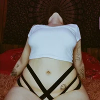 starlitexoxo's Profile Pic