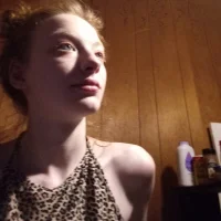 redbunnyhunny's Avatar Photo