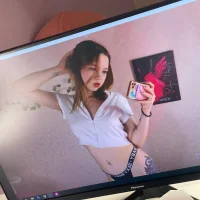 MirandaHolms' Avatar Photo