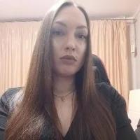 Профилна снимка на CarolineGlow_