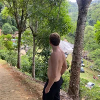 Dapinkie's Profile Pic