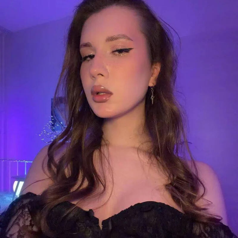 allgloryforloryy profile photo
