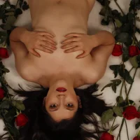 Ảnh đại diện của Scarlet_Joness1