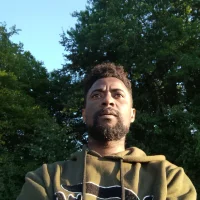 ForeignLift44's Avatar Pic