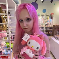 NeonyElf's Profile Pic