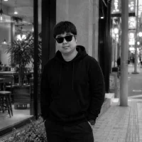 kura28's Avatar Pic