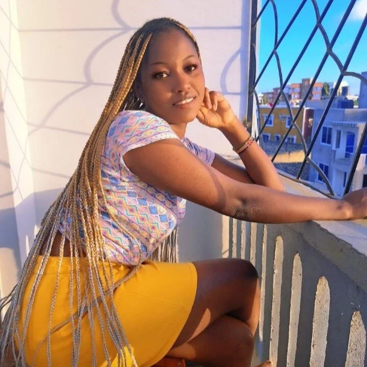 HalfwayAmsonia profile photo