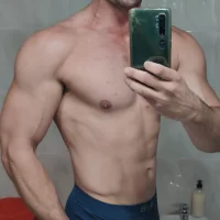 Fitnessboy89 webcam