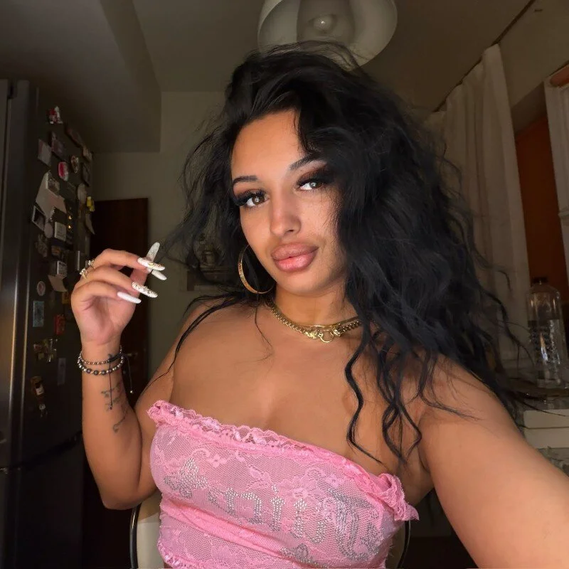 DemiCharm profile photo