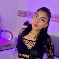 Miss_Kittty's Avatar Pic