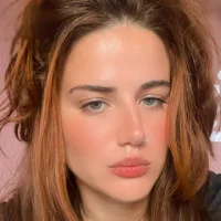 Taveiraisa's Profile Pic
