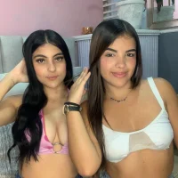 รูปโปรไฟล์ของ alison_and_celeste