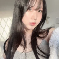 pxvxq's Profile Pic