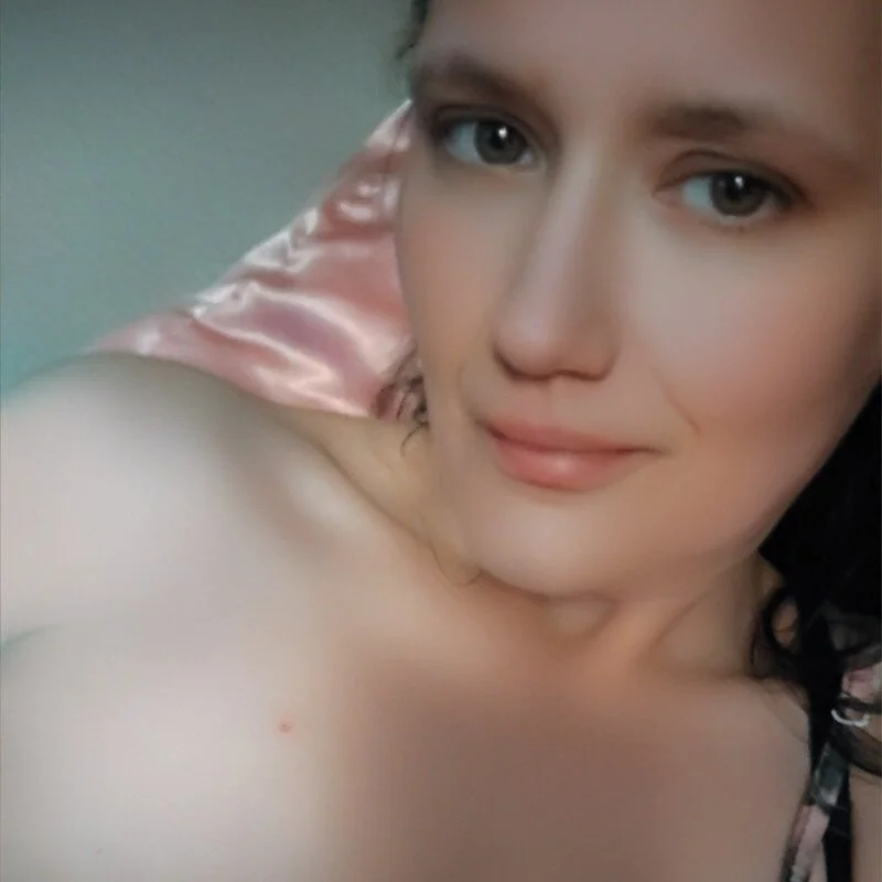 CrownedCuppa profile photo