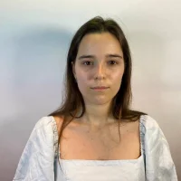 BeverlyAnder Φωτ, Προφίλ